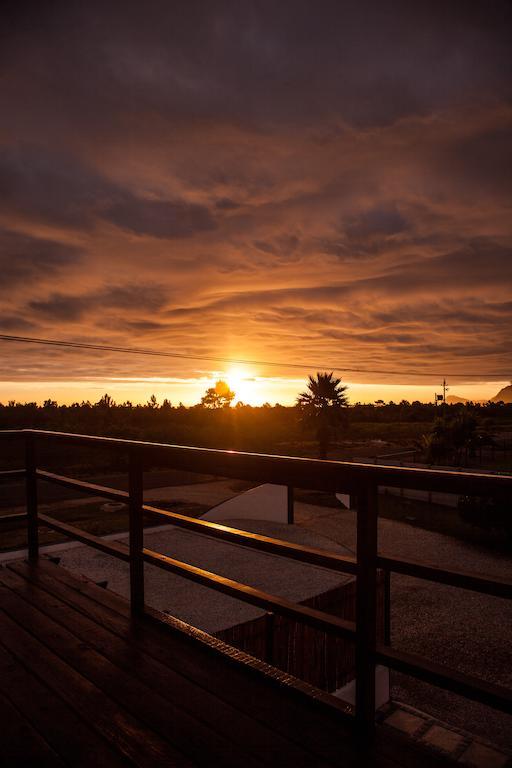 הרמנוס Fisherhaven Travellers Lodge מראה חיצוני תמונה