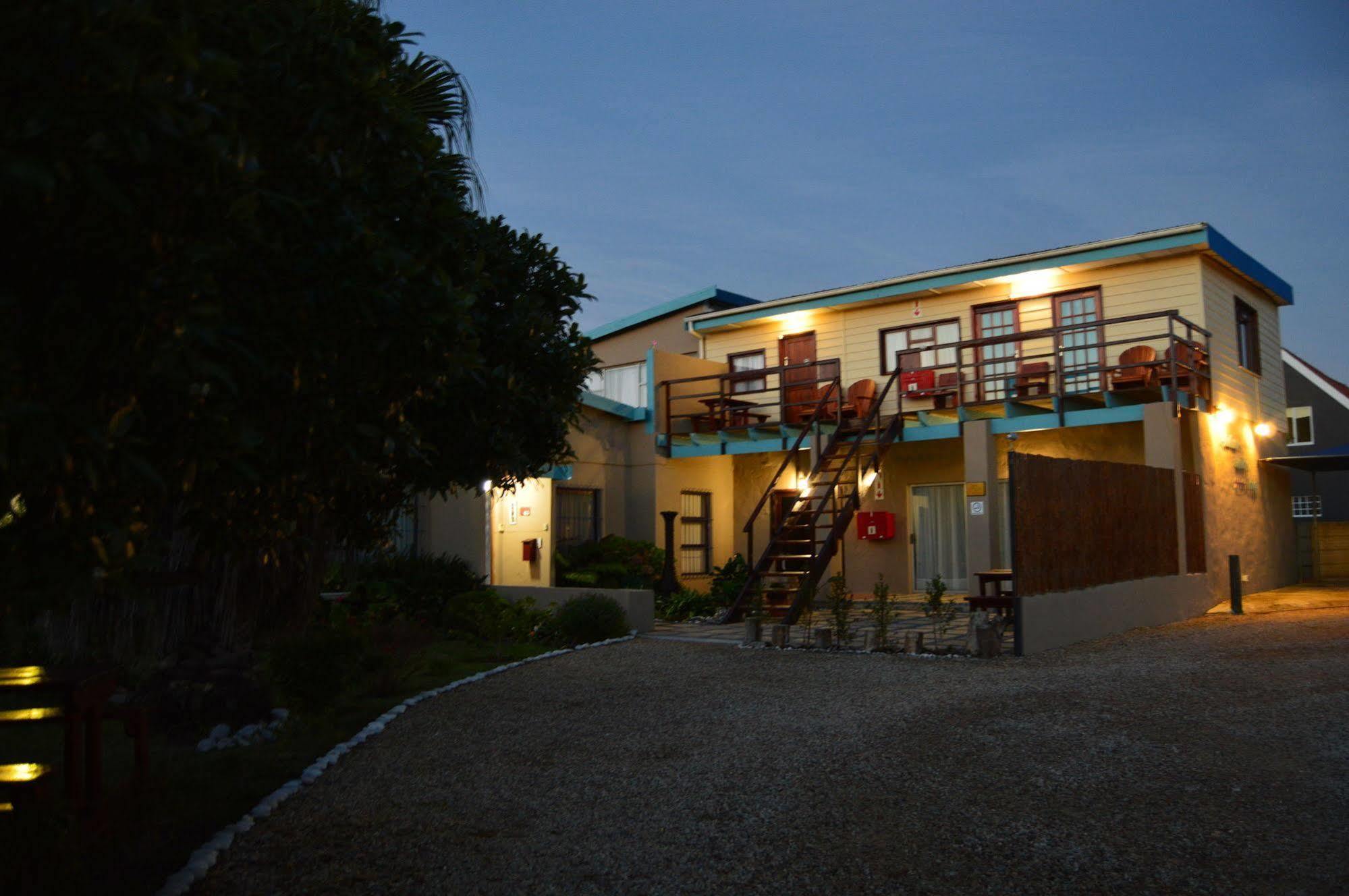 הרמנוס Fisherhaven Travellers Lodge מראה חיצוני תמונה