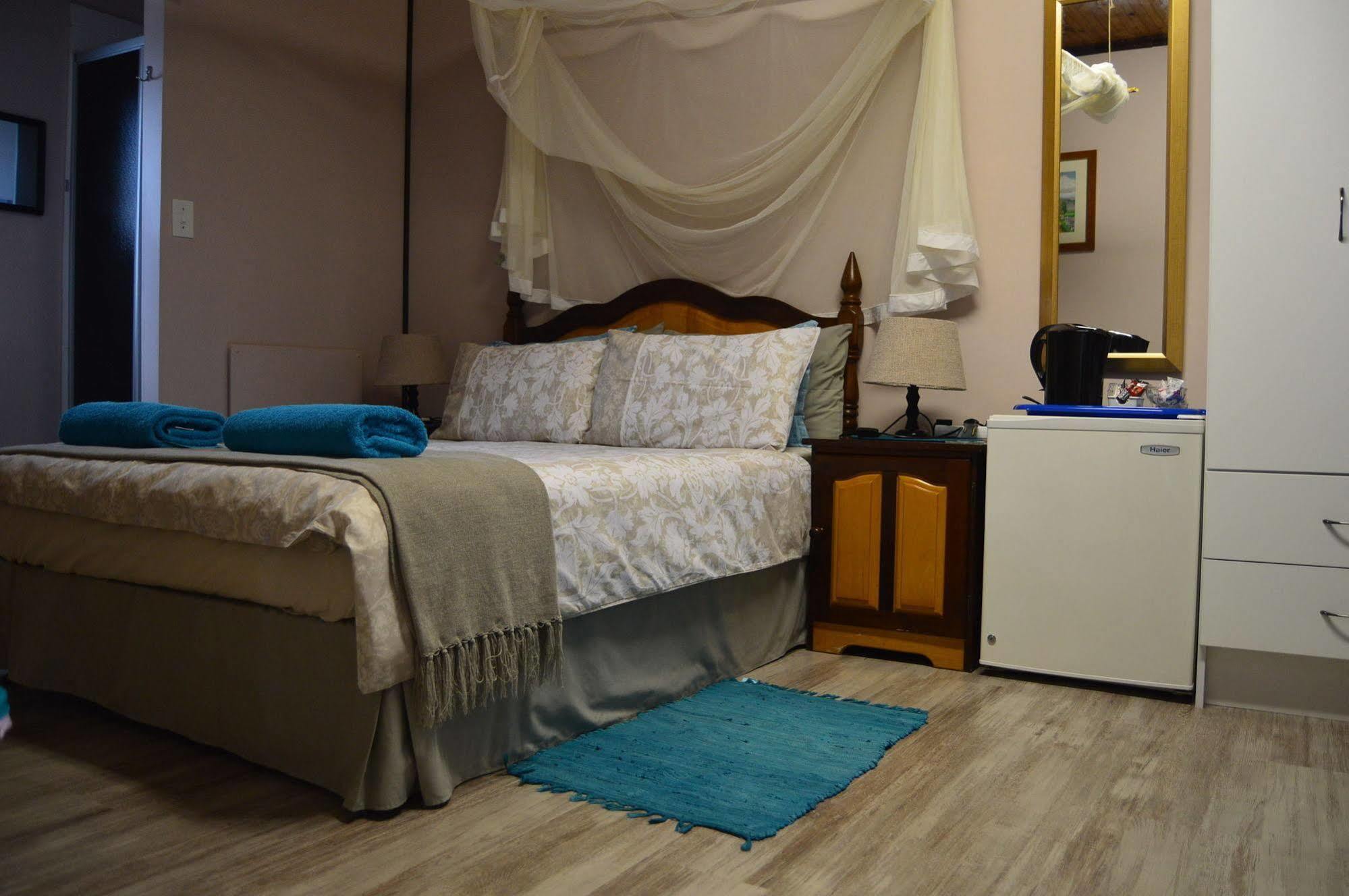 הרמנוס Fisherhaven Travellers Lodge מראה חיצוני תמונה