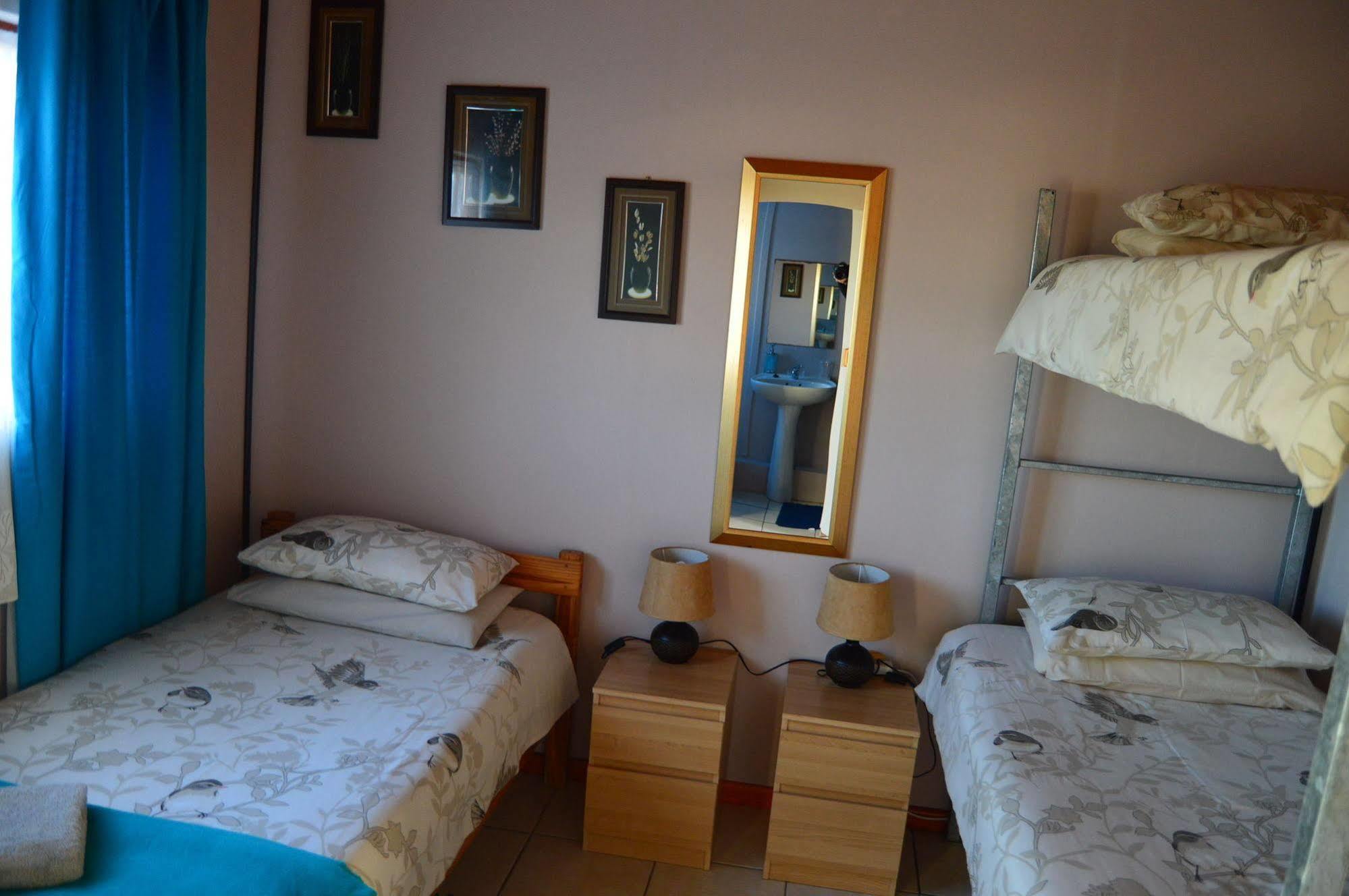 הרמנוס Fisherhaven Travellers Lodge מראה חיצוני תמונה